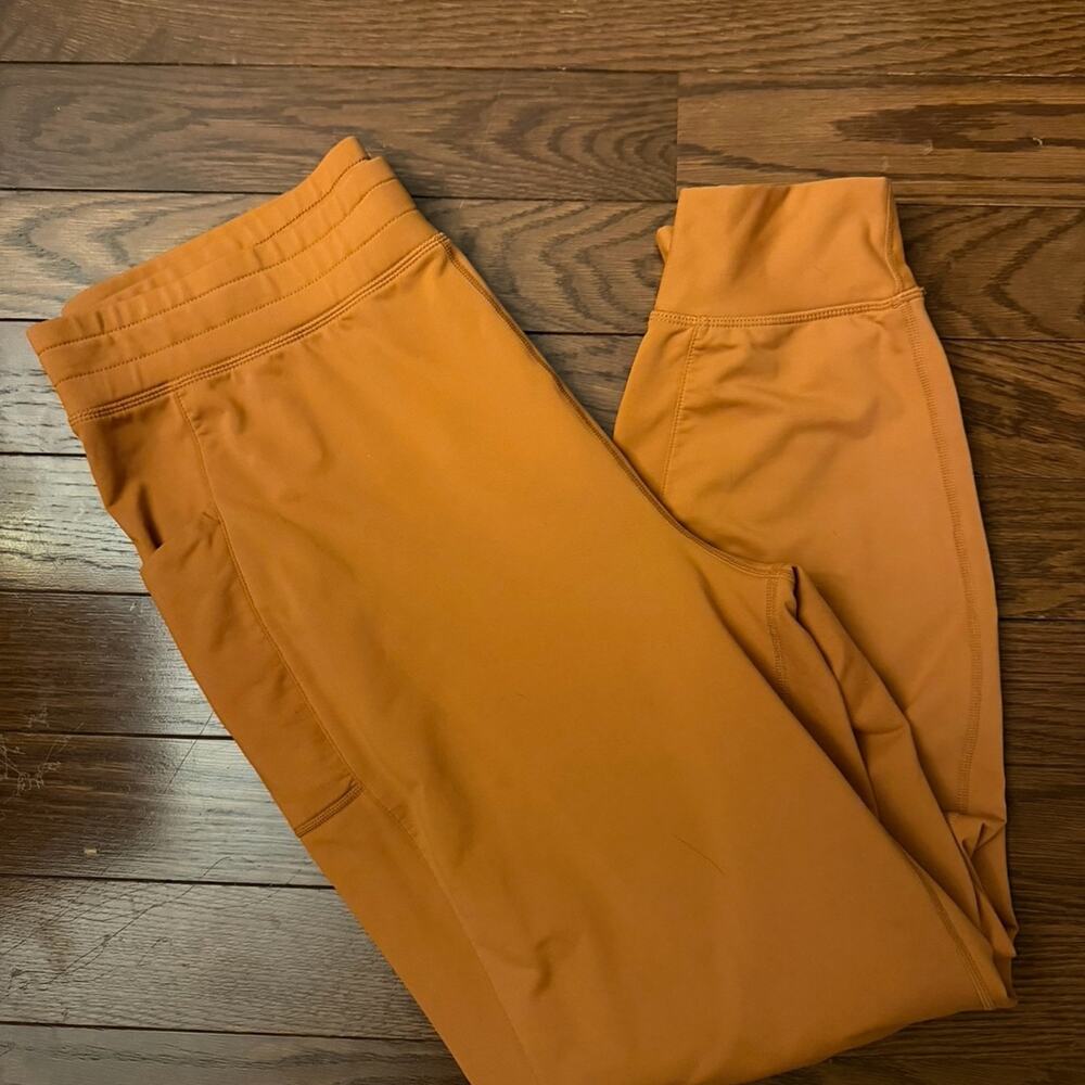 Fabletics Women’s Orange Joggers Size XL